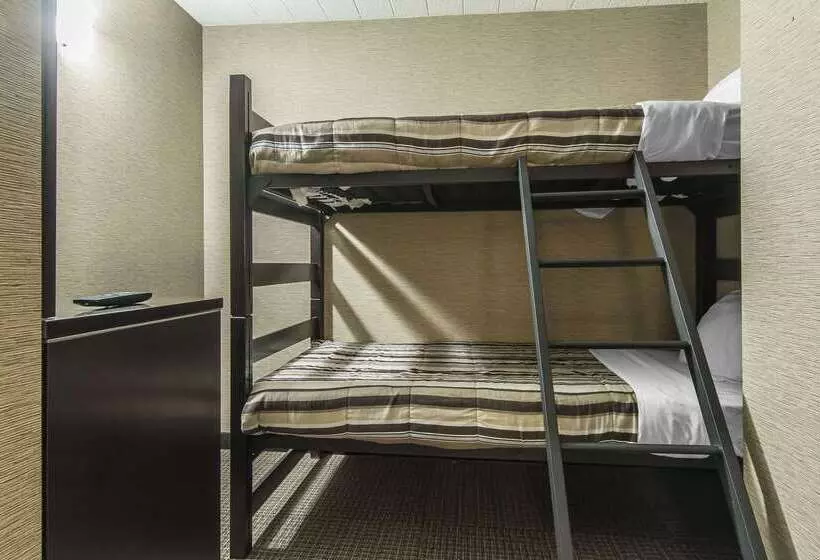 Quattro Hotel & Conf. Centre, Ascend Hotel Collection