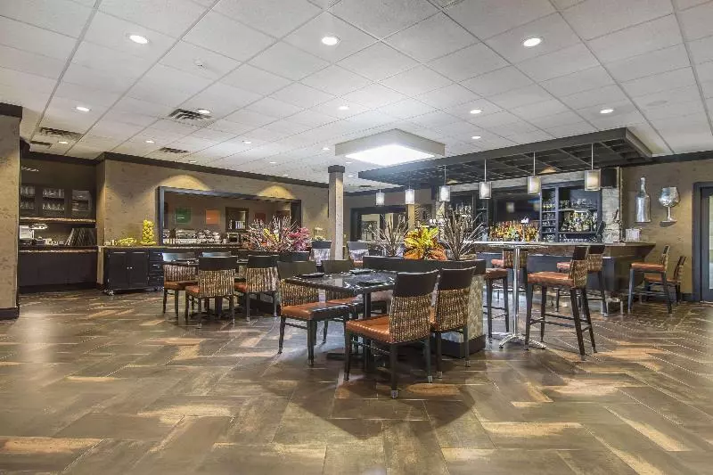 Quattro Hotel & Conf. Centre, Ascend Hotel Collection