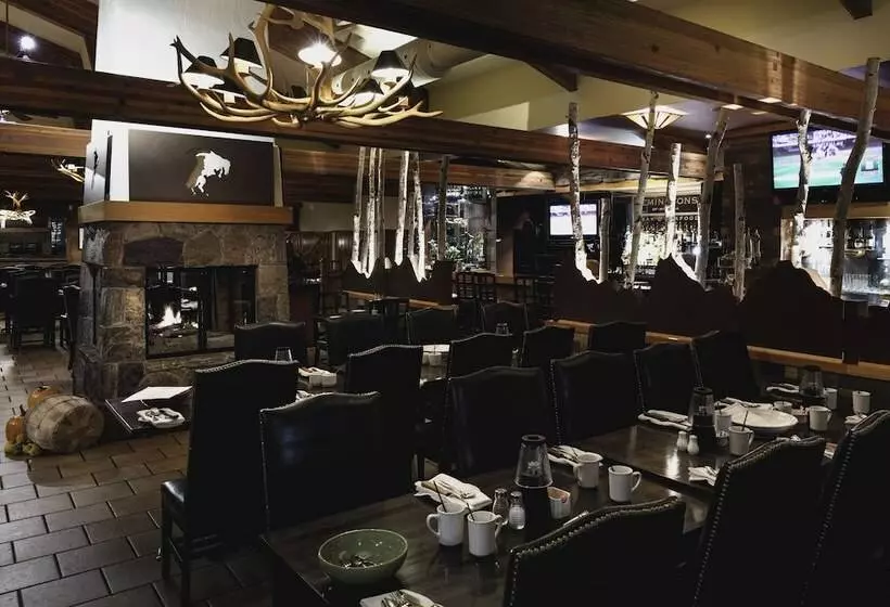 The Falls Hotel & Inn