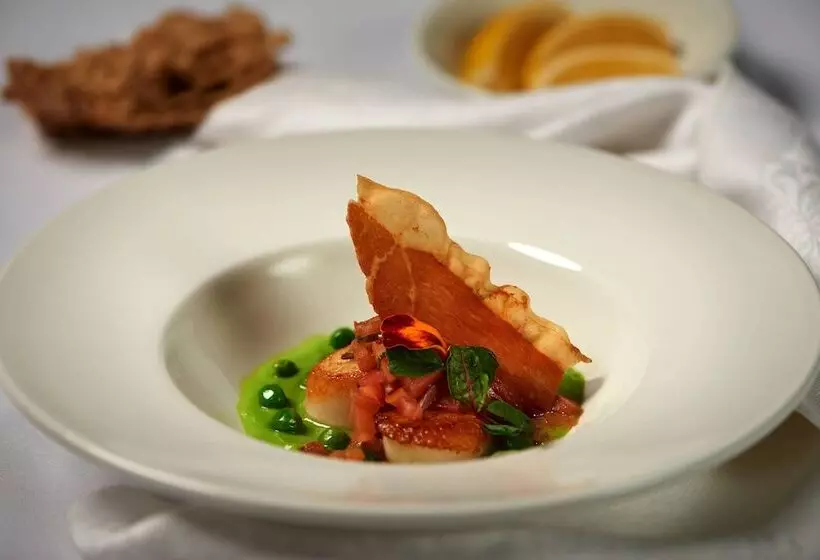 בית מלון כפרי Towneplace Suites By Marriott Oshawa