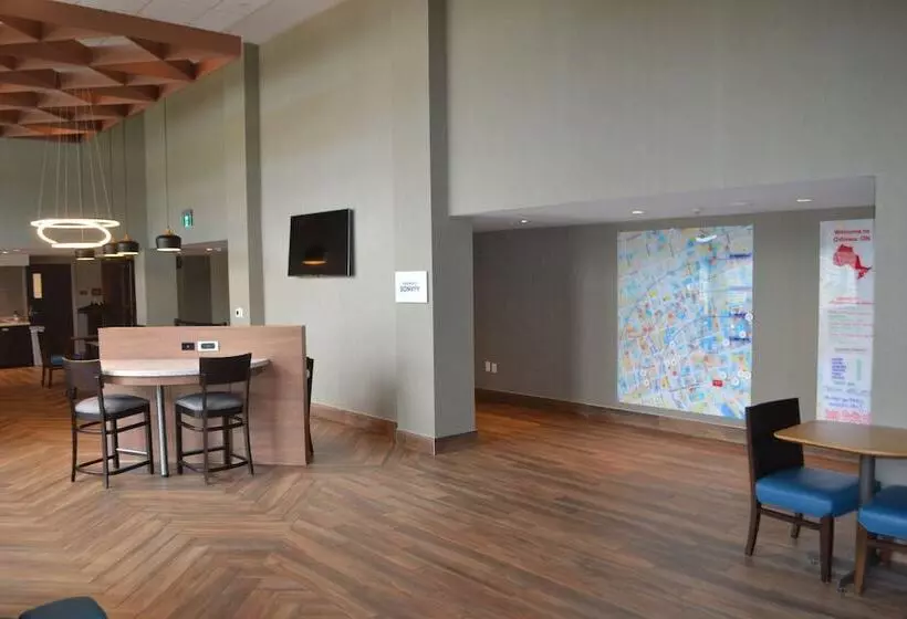 בית מלון כפרי Towneplace Suites By Marriott Oshawa