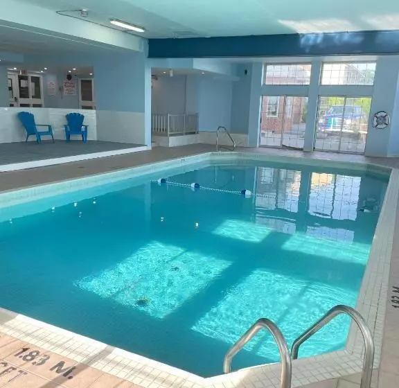 فندق Travelodge By Wyndham Niagara Falls Lundys Lane