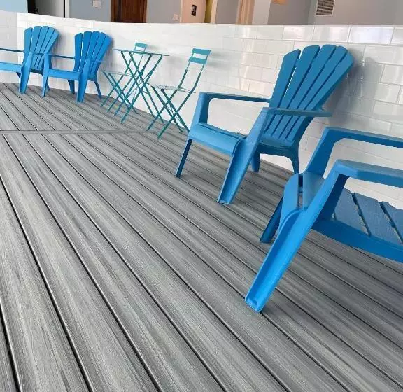 فندق Travelodge By Wyndham Niagara Falls Lundys Lane