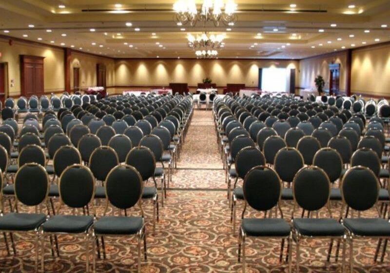 Penticton Lakeside Resort