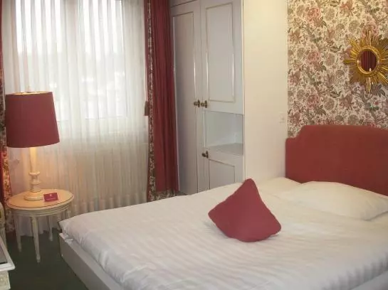 Posthotel Holiday Villa Arosa