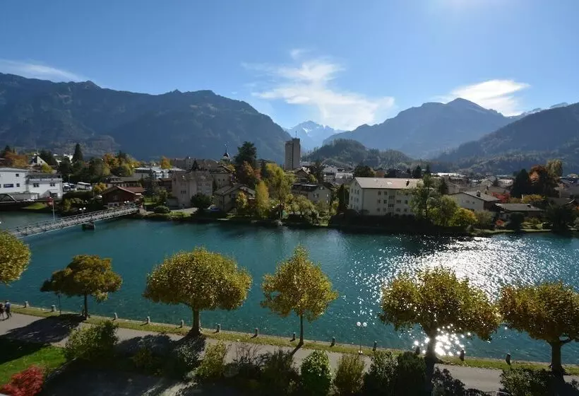 בית מלון כפרי Hop Apartments & Suites