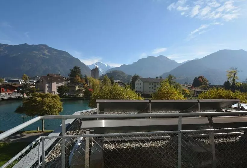 בית מלון כפרי Hop Apartments & Suites