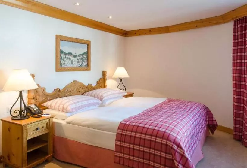 Crystal Hotel Superior