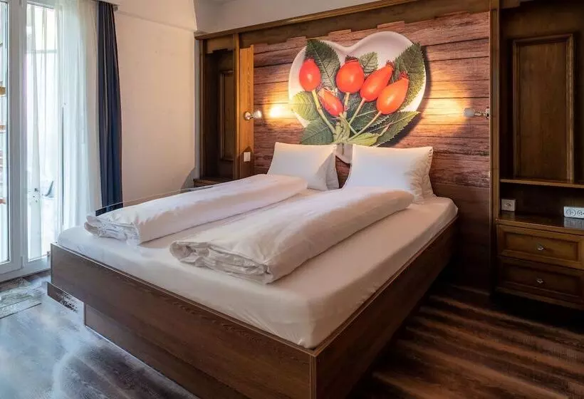 Dala Hotel & Apartments