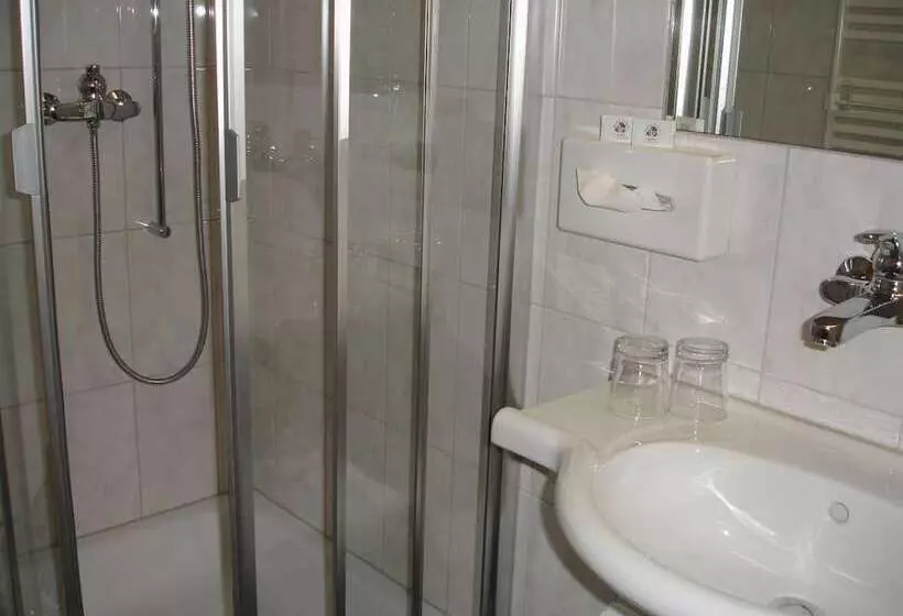 Hôtel Garni Hostatt