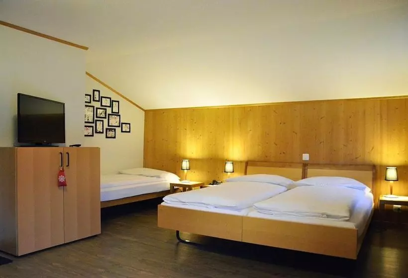 Hôtel Garni Hostatt