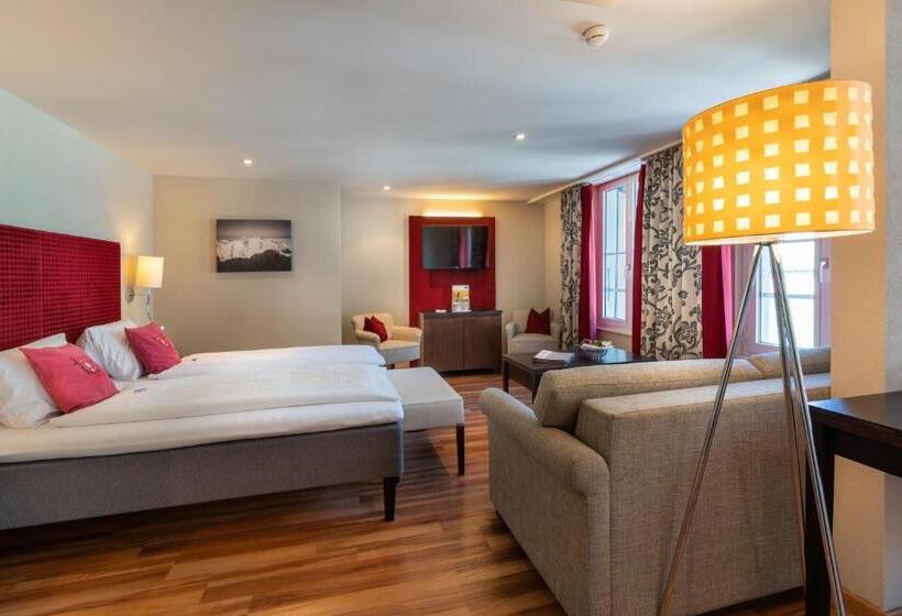 בית מלון כפרי Krebs Interlaken