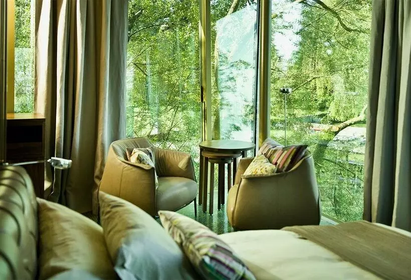 Hotel La Pinte Du Vieux Manoir