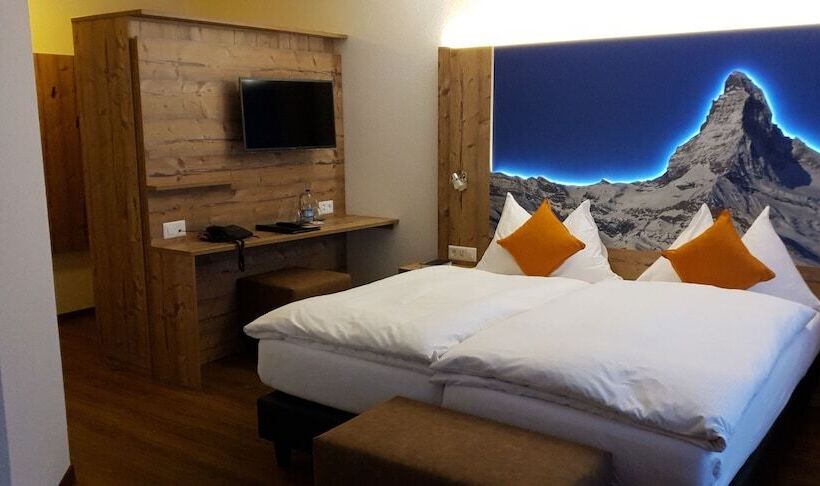 ホテル Taescherhof