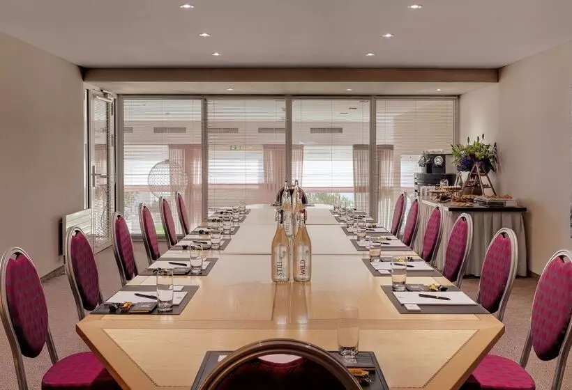 Szálloda Morosani Schweizerhof