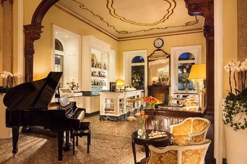 Hotel Splendide Royal