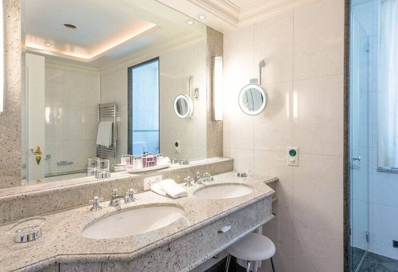 فندق Suvretta House