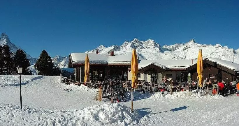 Riffelalp Resort 2222m   Ski In & Ski Out