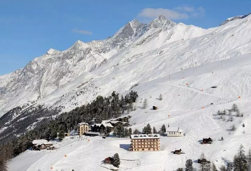 Riffelalp Resort 2222m   Ski In & Ski Out