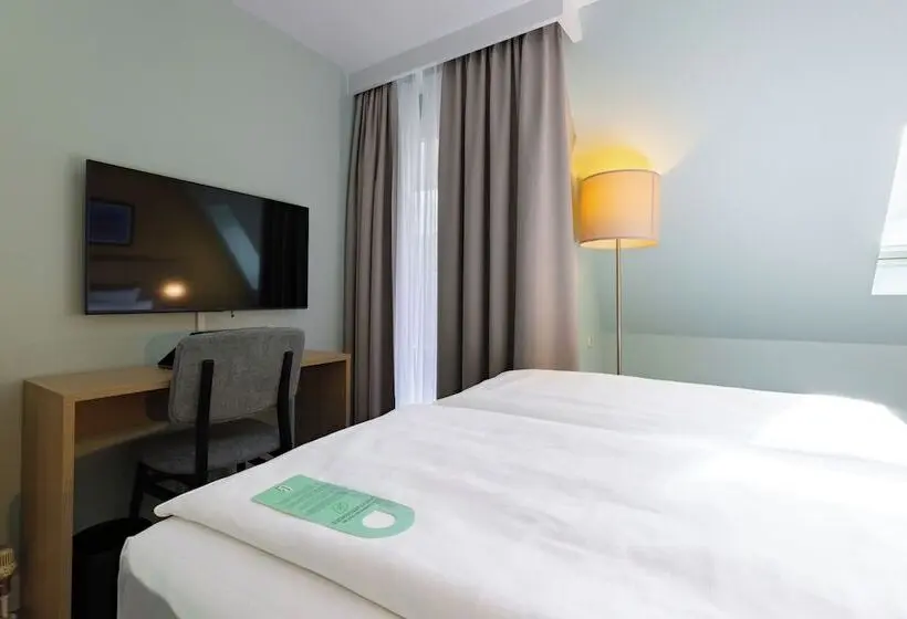 Garner Hotel Berlin - Messe