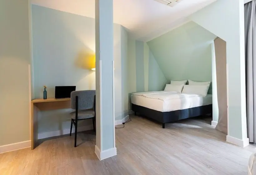 Garner Hotel Berlin - Messe