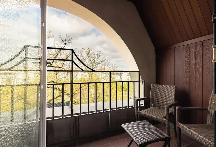 Garner Hotel Berlin - Messe