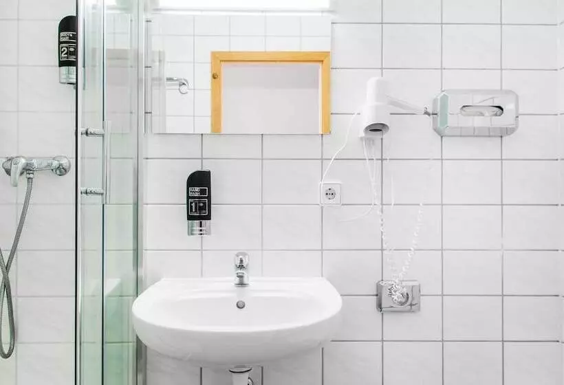 هتل Bellevue Am Kurfürstendamm