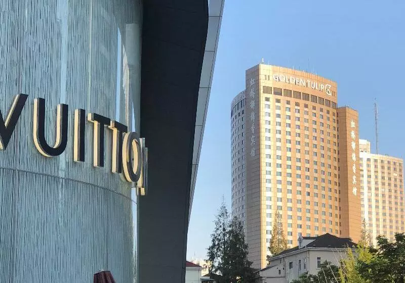 Hotel Golden Tulip Shanghai Hongqiao   A Louvre