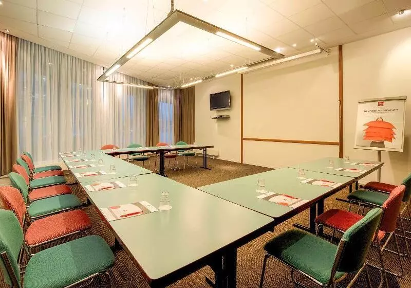 酒店 Ibis Hamburg Alsterring