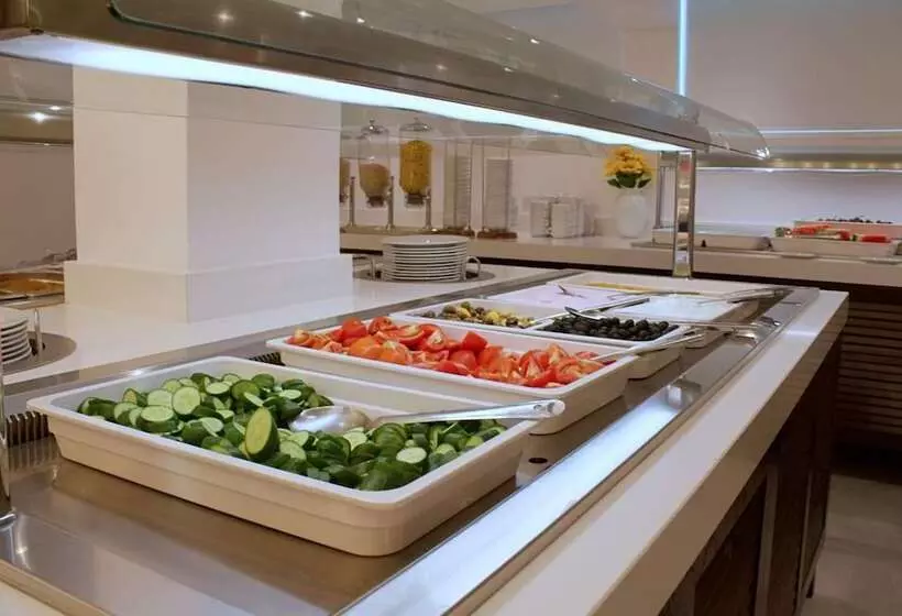 Kapetanios Bay Hotel Protaras