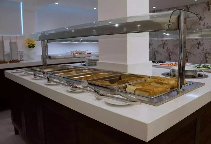 Kapetanios Bay Hotel Protaras