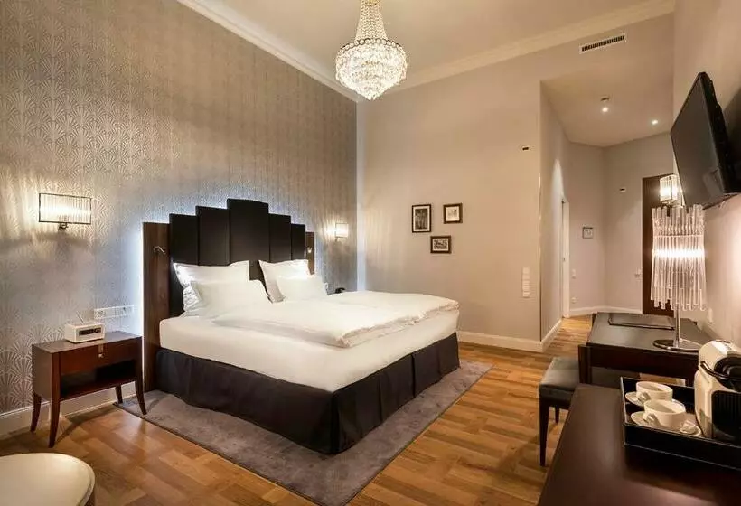 هتل Mondial Am Kurfürstendamm