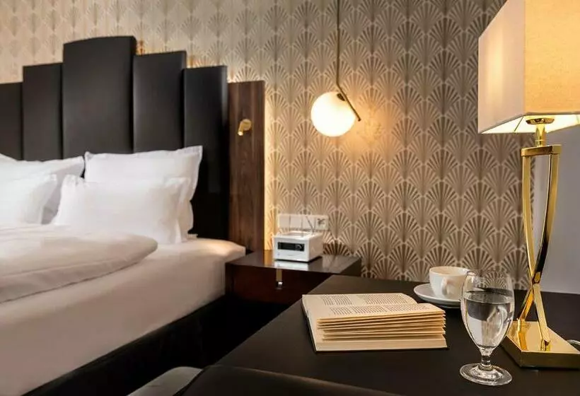 هتل Mondial Am Kurfürstendamm