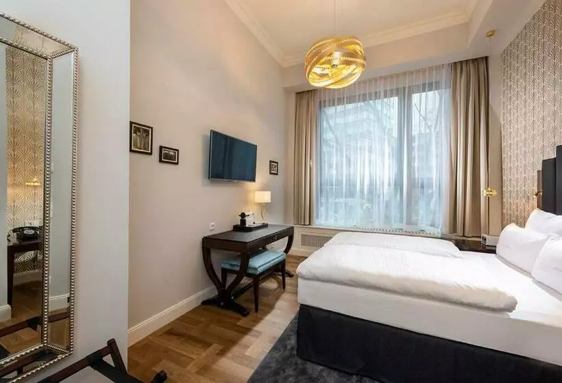 هتل Mondial Am Kurfürstendamm