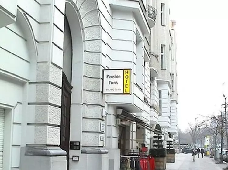 Hotelli Pension Funk Am Kurfürstendamm