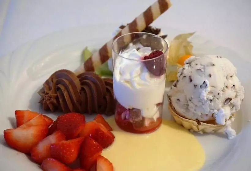 ホテル Restaurant Vier Linden