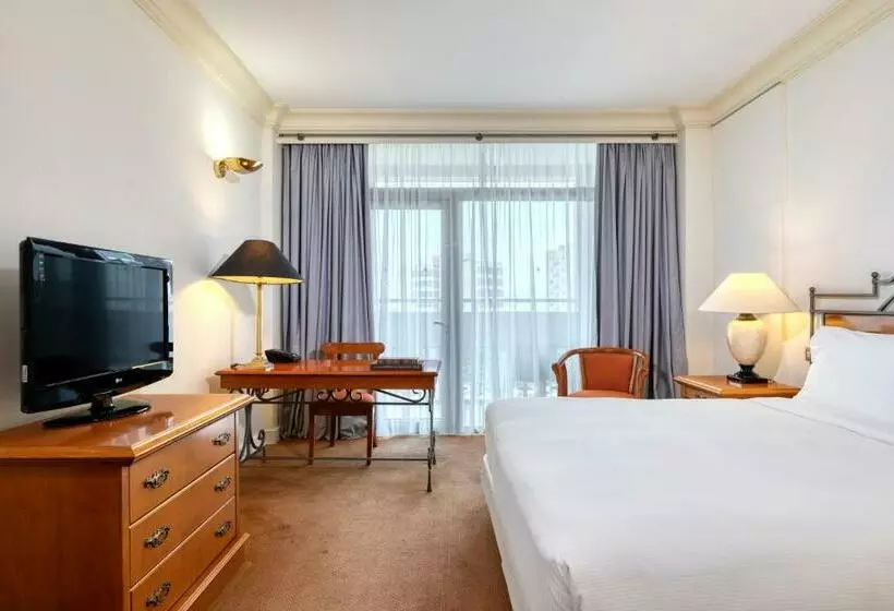 هتل The Landmark Nicosia