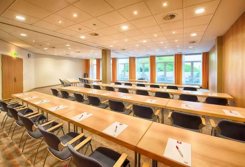 Leonardo Hotel Hamburg Airport