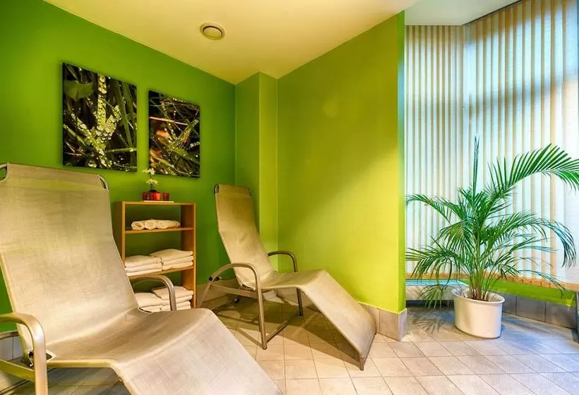 Leonardo Hotel Hamburg Airport