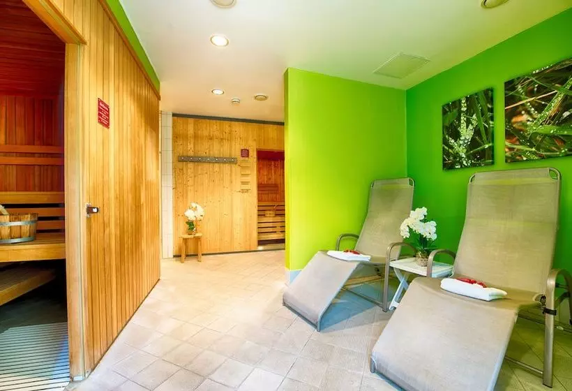 Leonardo Hotel Hamburg Airport