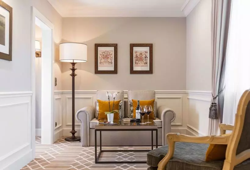 Althoff Hotel Fürstenhof