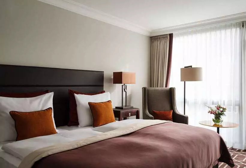 Althoff Hotel Fürstenhof