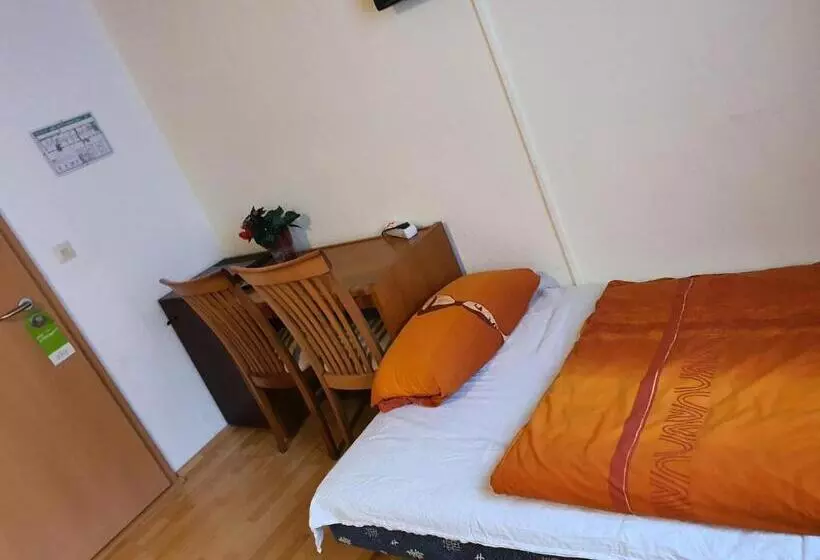 Отель Busch In Wilster