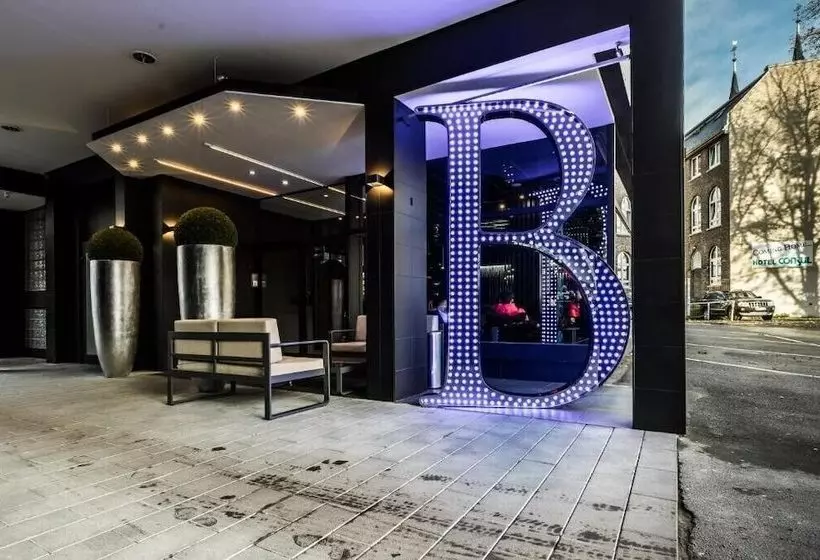 בית מלון כפרי Consul Retro