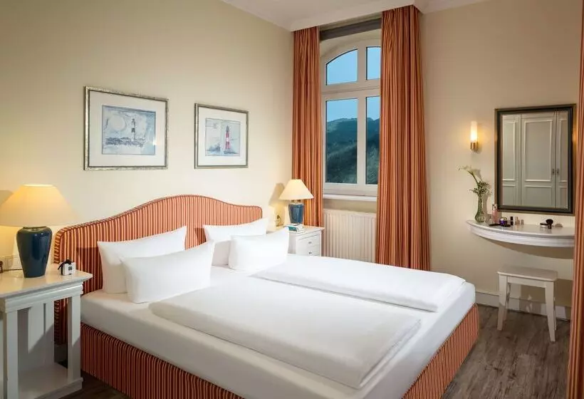 Отель Dorint Strandresort & Spa Westerland/sylt