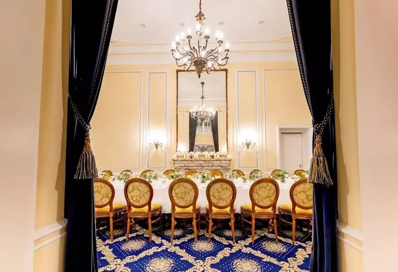 Excelsior Hotel Ernst Am Dom