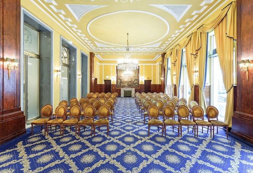 Excelsior Hotel Ernst Am Dom