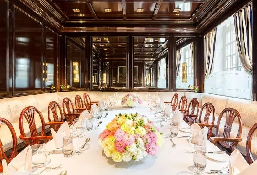 Excelsior Hotel Ernst Am Dom