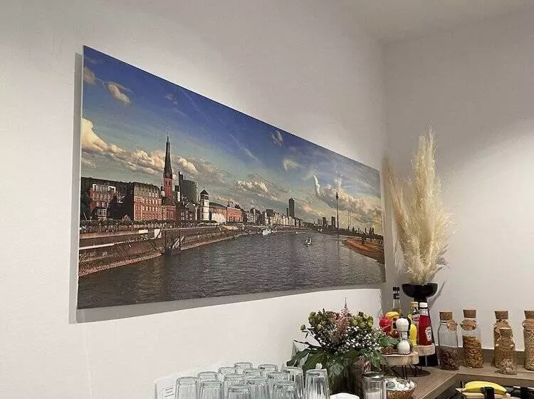 Palm Premium Hotel & Apartments