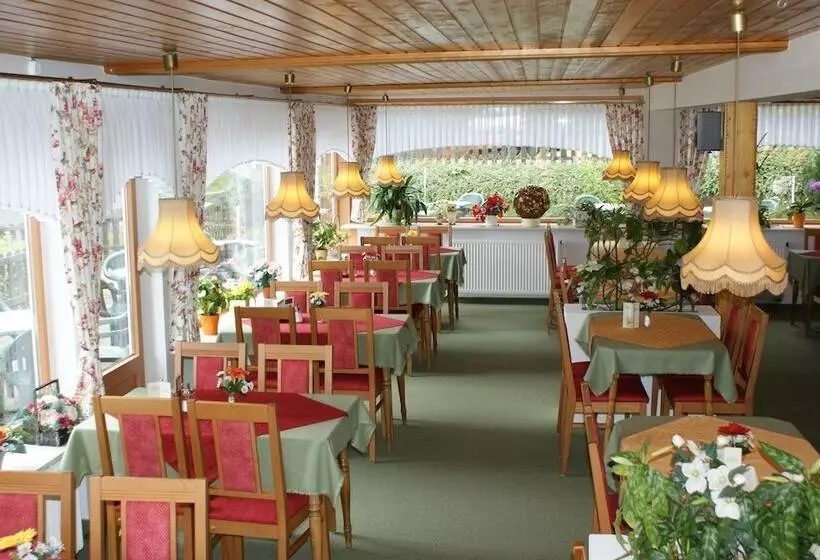 هتل Und Cafe Panorama